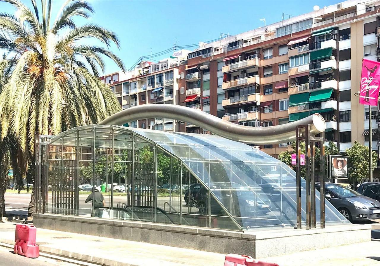Cozy Apartment In Valencia! Wi-Fi ! Exteriör bild